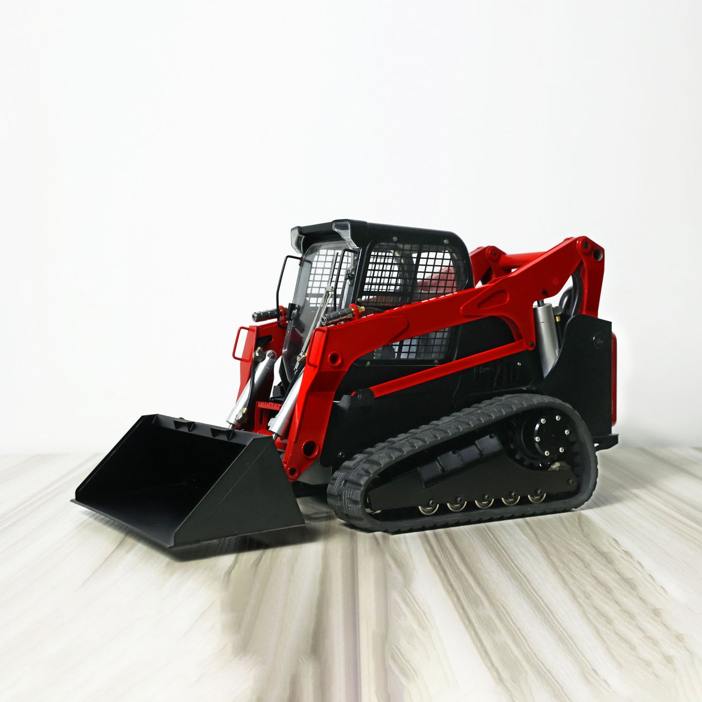 1/14 RC Hydraulic Skid-Steer Tracked Loader SM770 Remote Control Car Light Sound